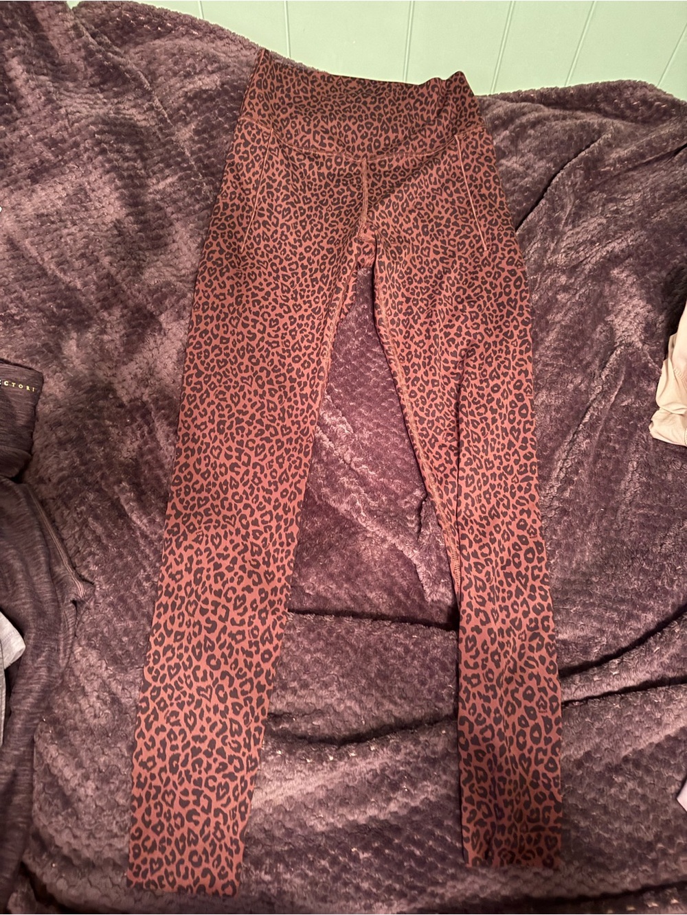 PINK Victoria's Secret Brown Leopard Print High-Waist Leggings